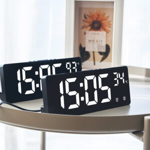 Creative Multi-functional Electronic Clock Simple Large Screen Clock Multi-group Alarm